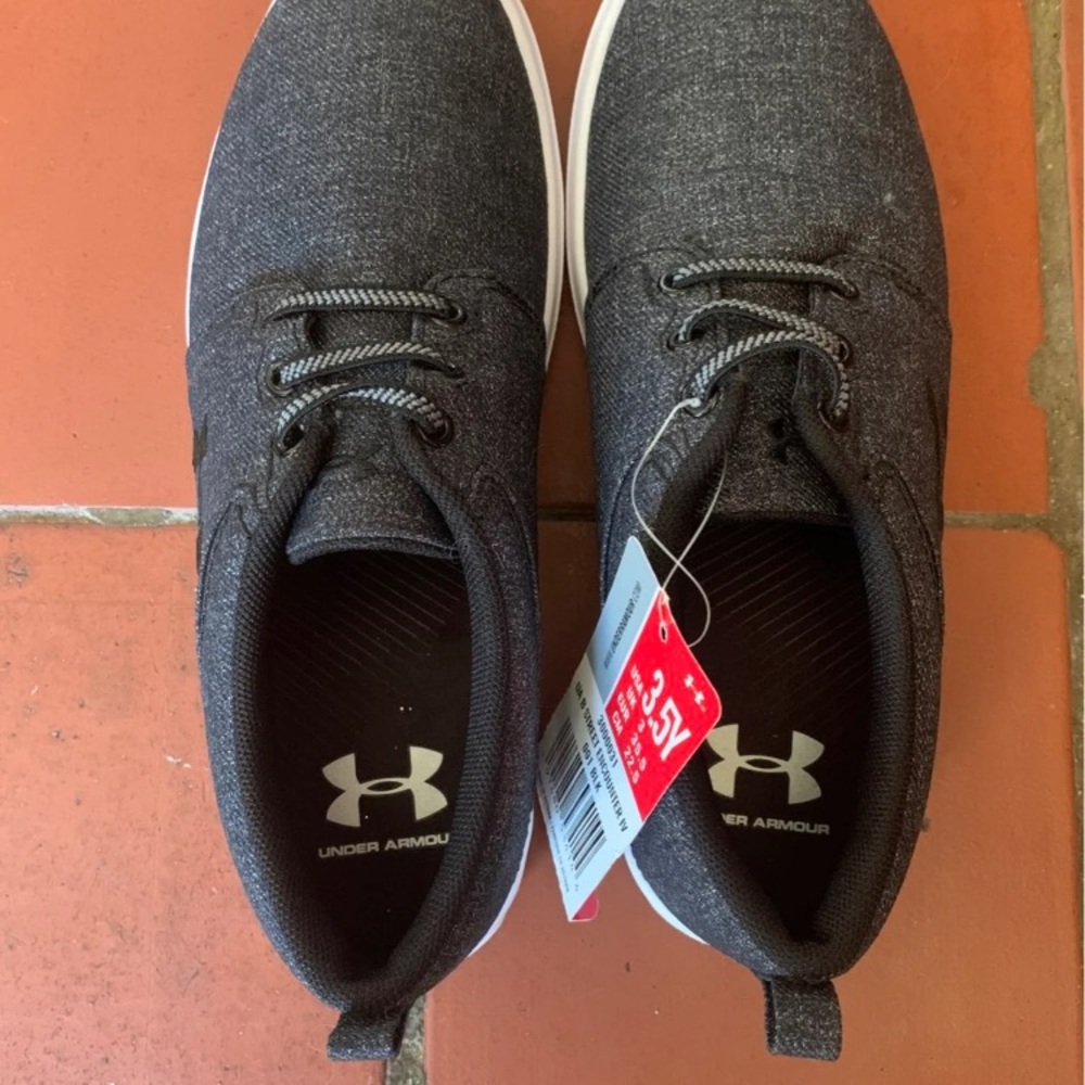 Boy sneakers